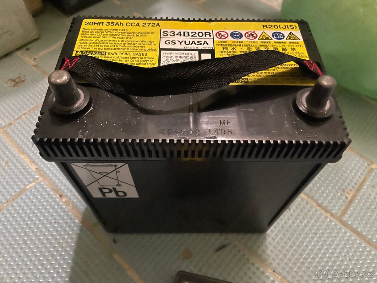 Autobaterie Yuasa 12V 35Ah 272A HJ-S34B20R