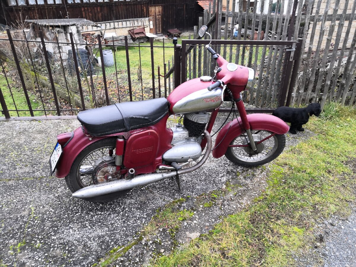 Jawa 250 559, panelka, ČZ