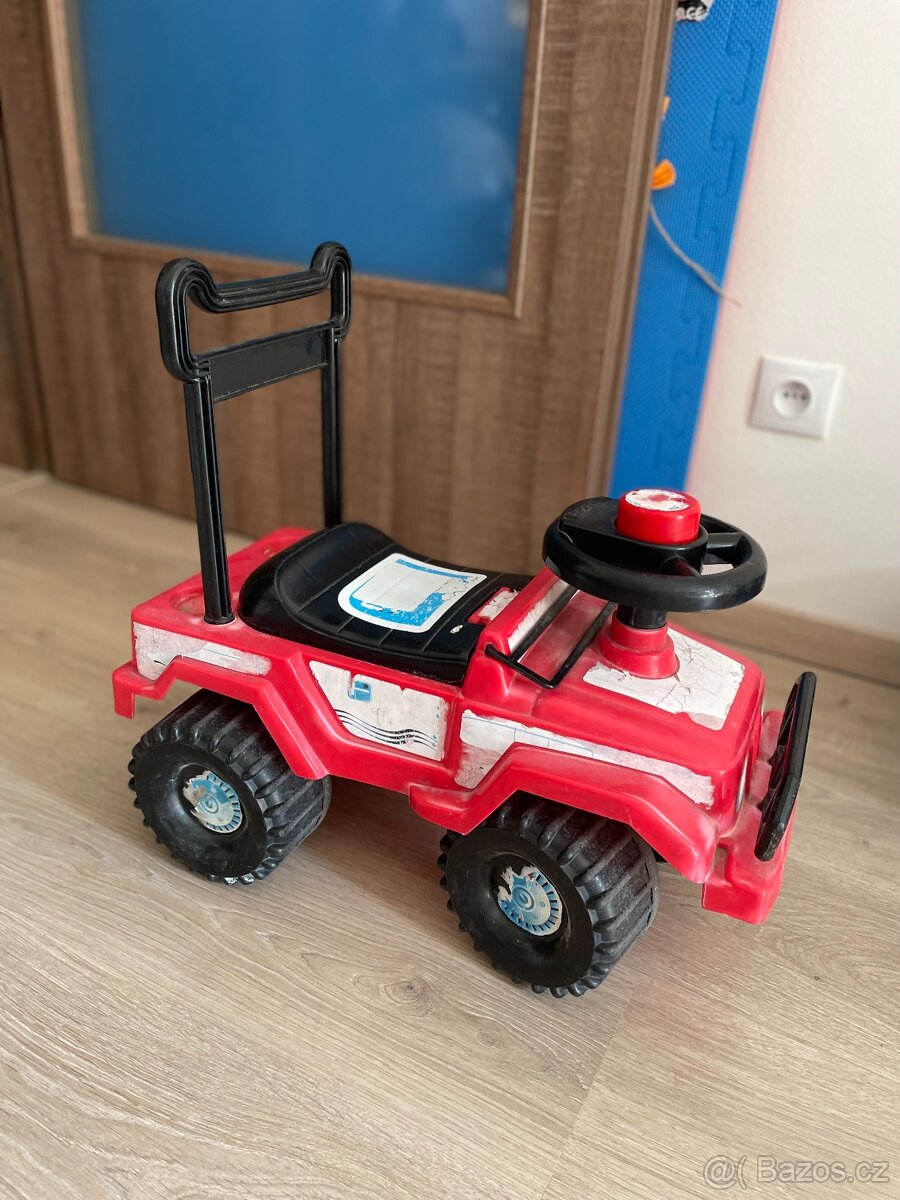 Dětské odrážedlo