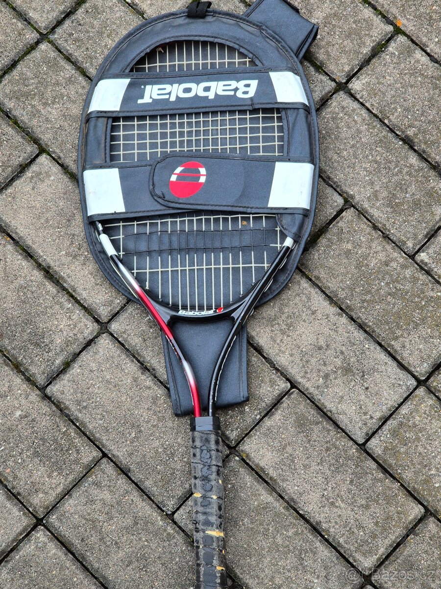 Dětskou tenisovou raketu BABOLAT  FIGHTER 140