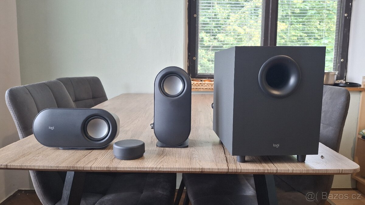 Logitech z407
