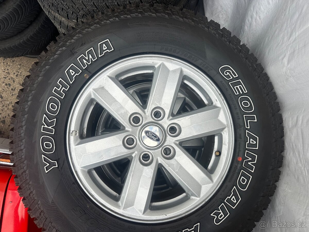 Prodám sadu alu kol i s pneu 6x135 r17 z Ford f-150 2019
