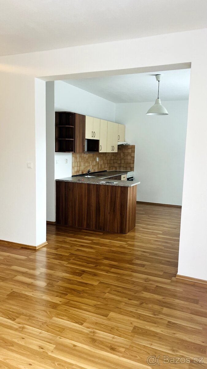 Pronájem bytu 3+kk, 93m2, Modřecká, Polička