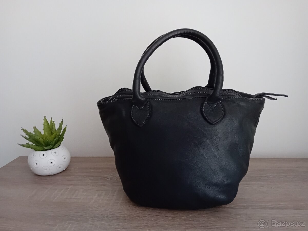BB chic dámská kabelka do ruky kožená