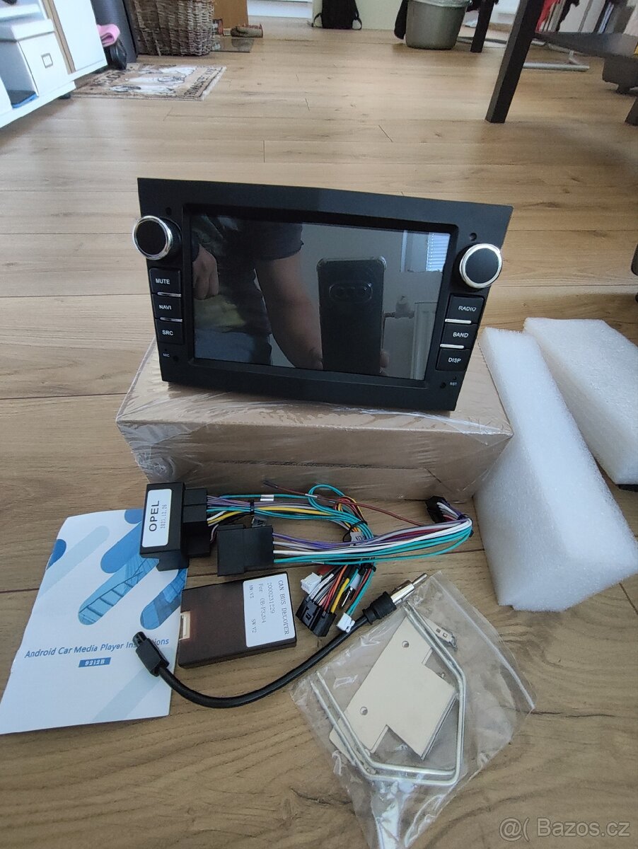 2din autorádio pro Opel s Androidem