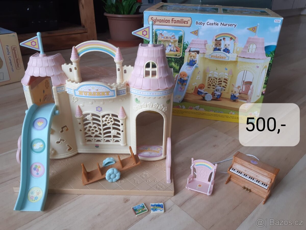 Sylvanian Families hřiště -hrad
