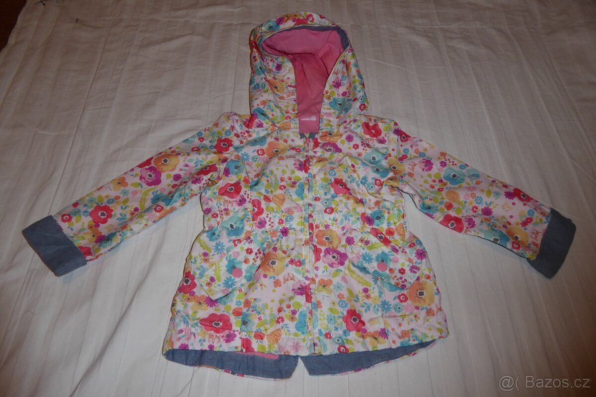 Jarní/podzimní dívčí bunda, vel. asi 92, zn. F&F