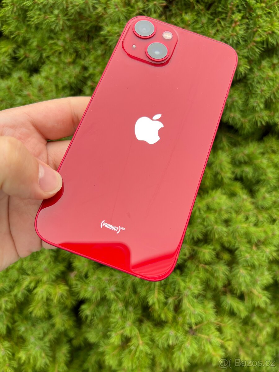 iPhone 13 128Gb v krásném stavu, červený