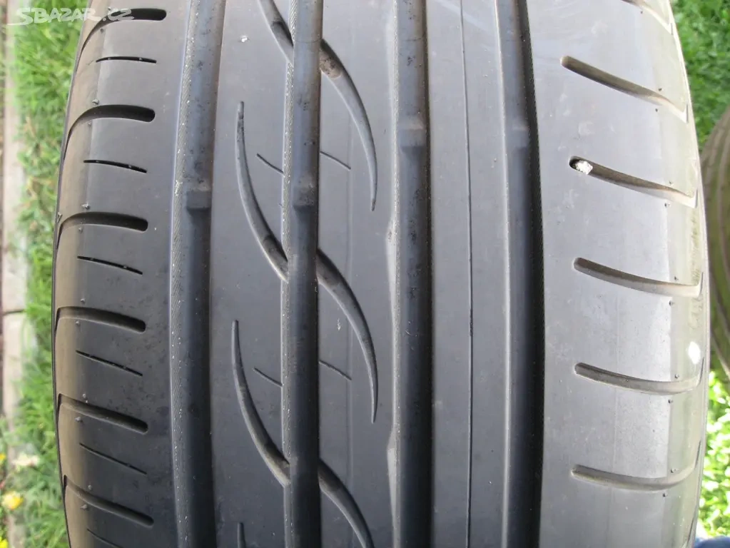 PRODÁM LETNÍ PNEU 235/50R18 CONTINEN+YOKOHAMA 2-4x