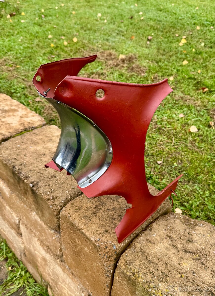 Jawa ČZ 250 353 - podsedlaky chobot