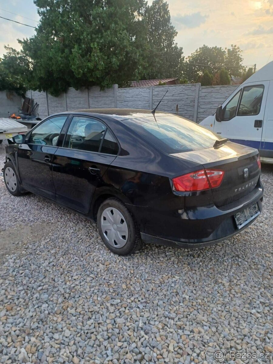 Rozpredám Seat Toledo 1.2Tsi 77kw CBZ 2014