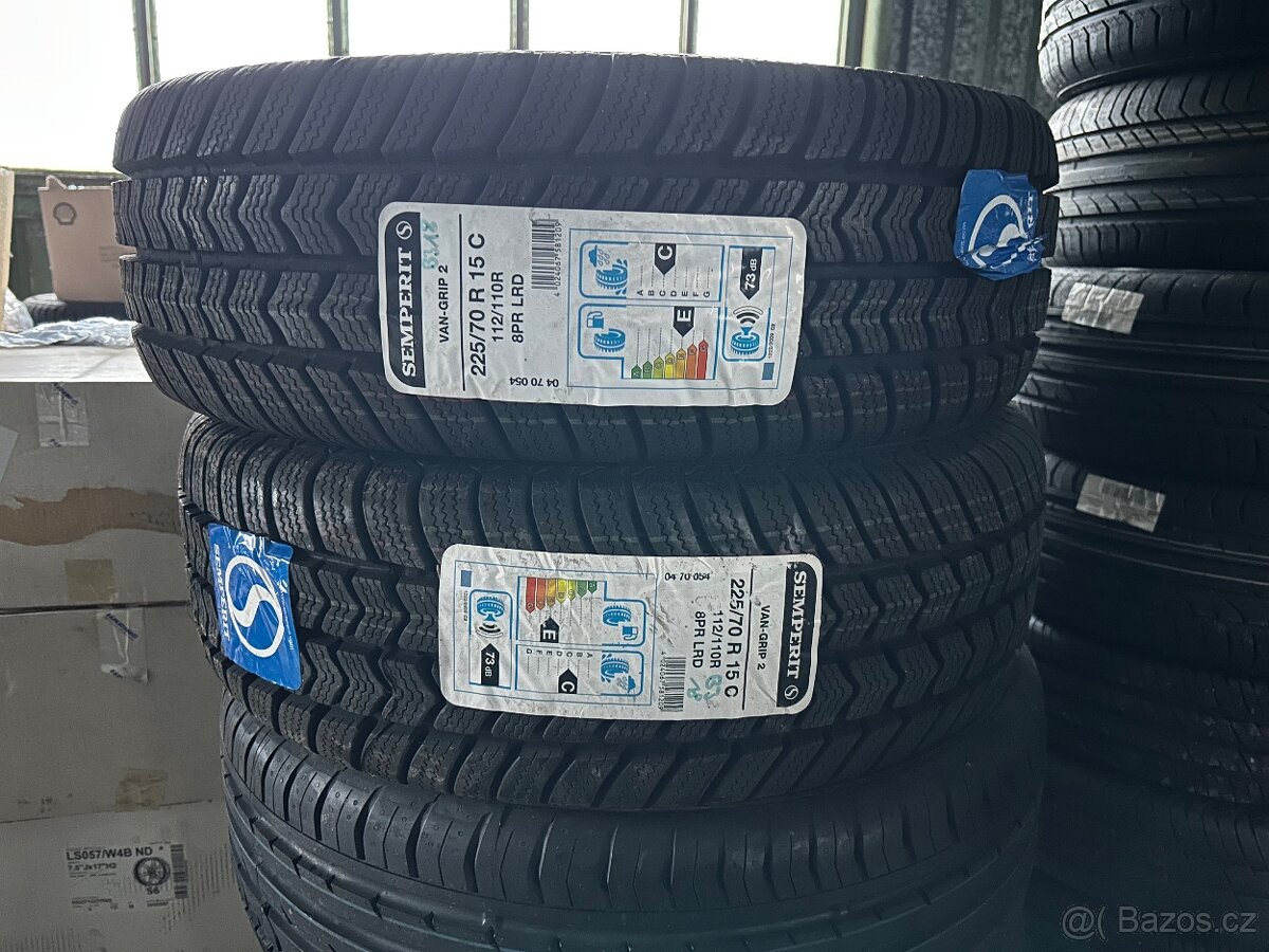 225/70/15c nové zimní pneu
