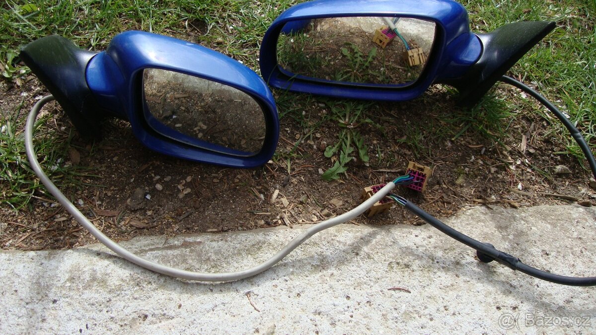 Zpětná zrcátka elektrická modrá 4590 Škoda Fabia I