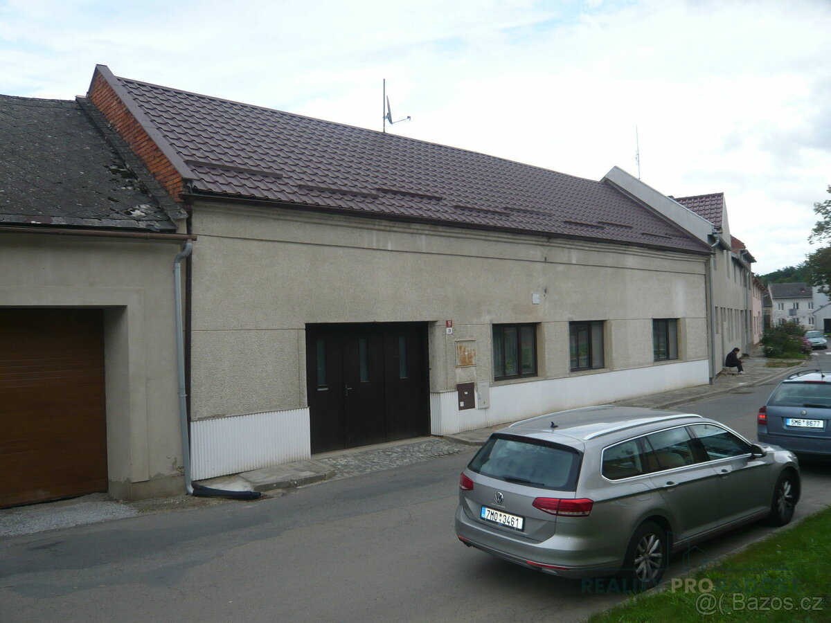 Prodej řadového domu v Žeravicích