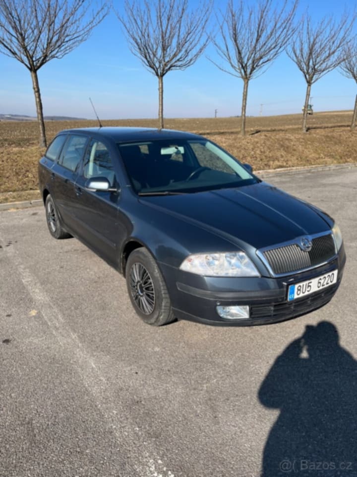 Octavia 2 v naftě