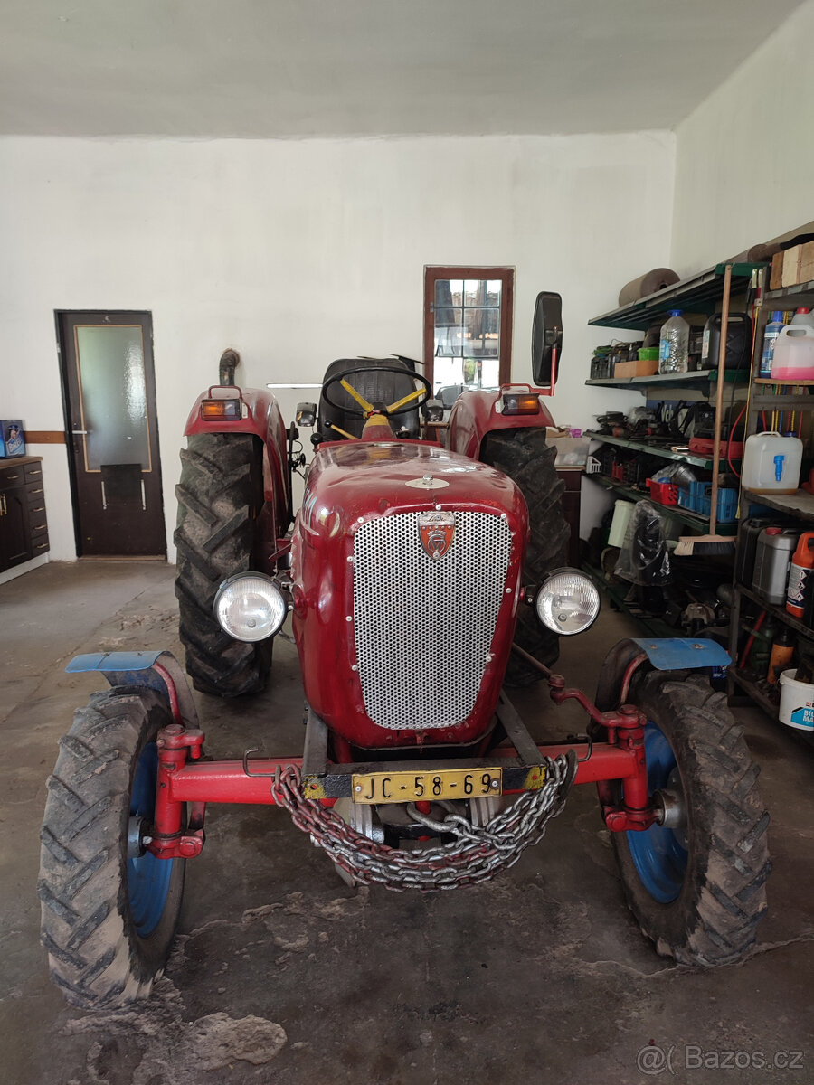 Traktor Lanz