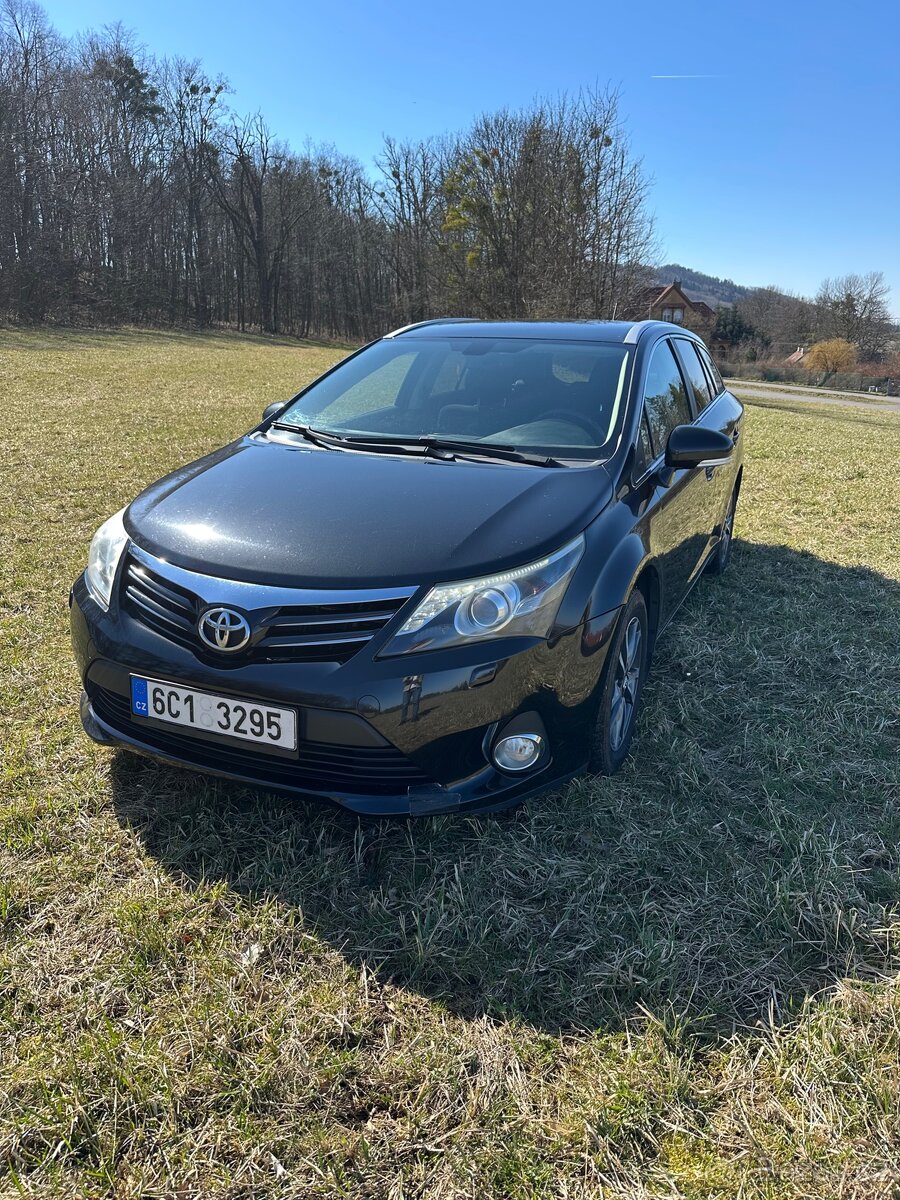 Toyota Avensis 2.0d 91kw - nové vstřikovače, spojka