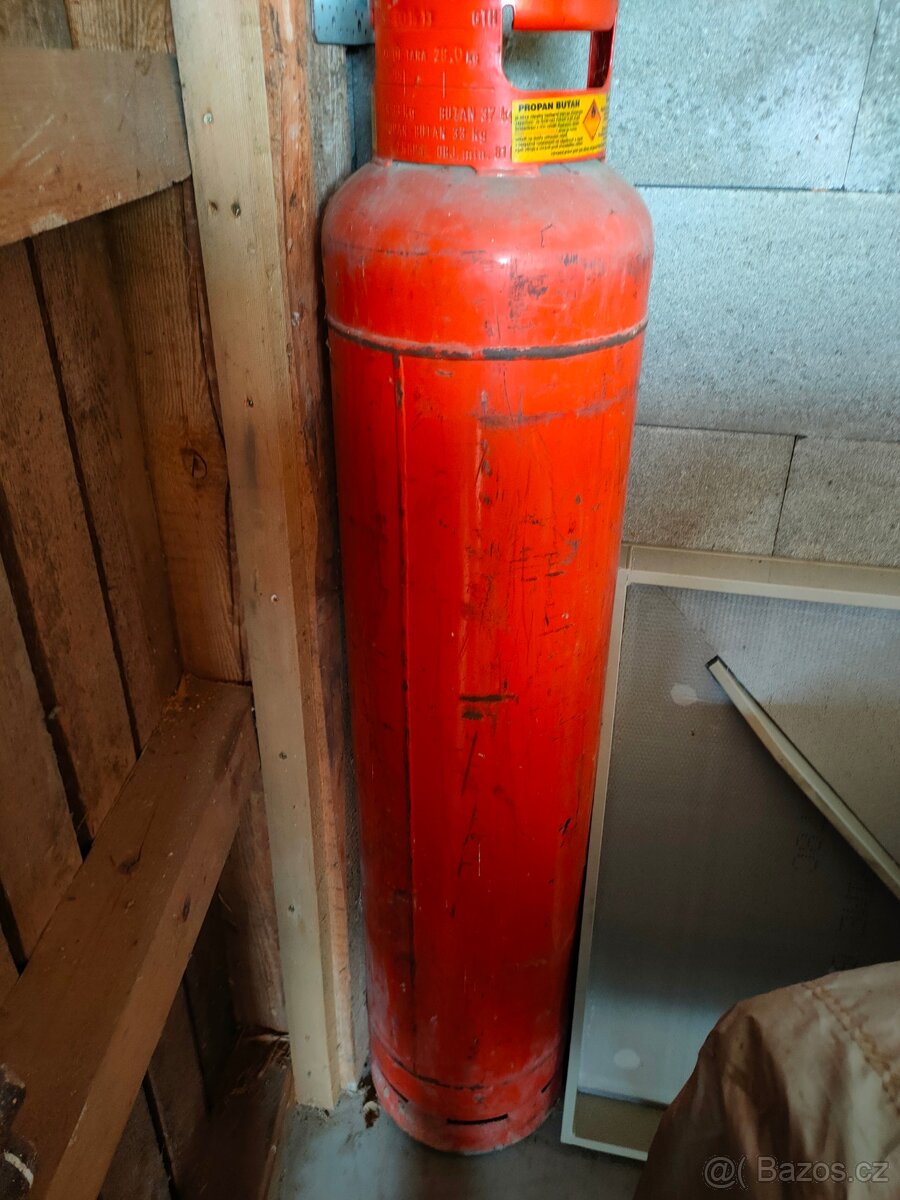 PLYNOVÁ LÁHEV 33kg
