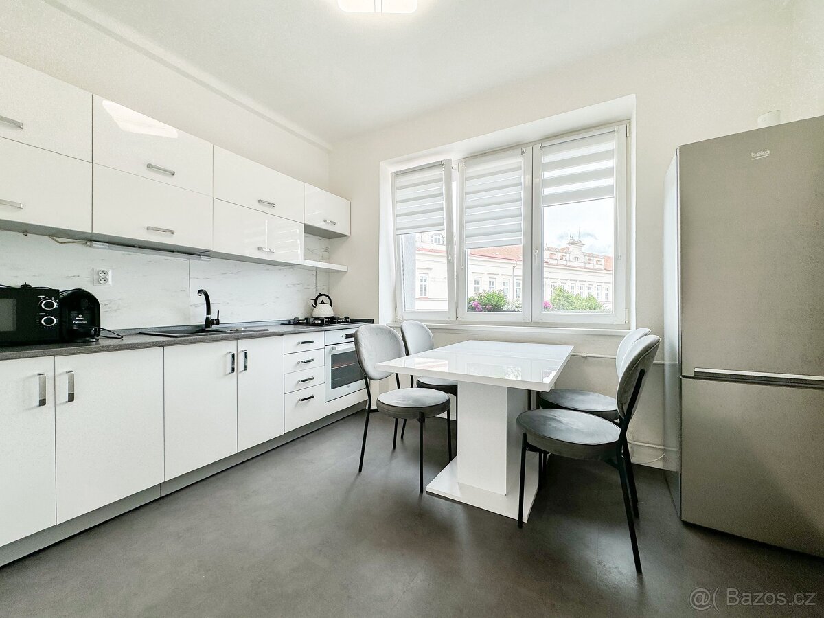 Pronájem byty 2+kk, 40 m2 - Praha - Libeň, ev.č. L1398