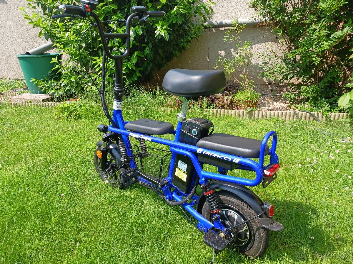 Elektrický skútr Arko
