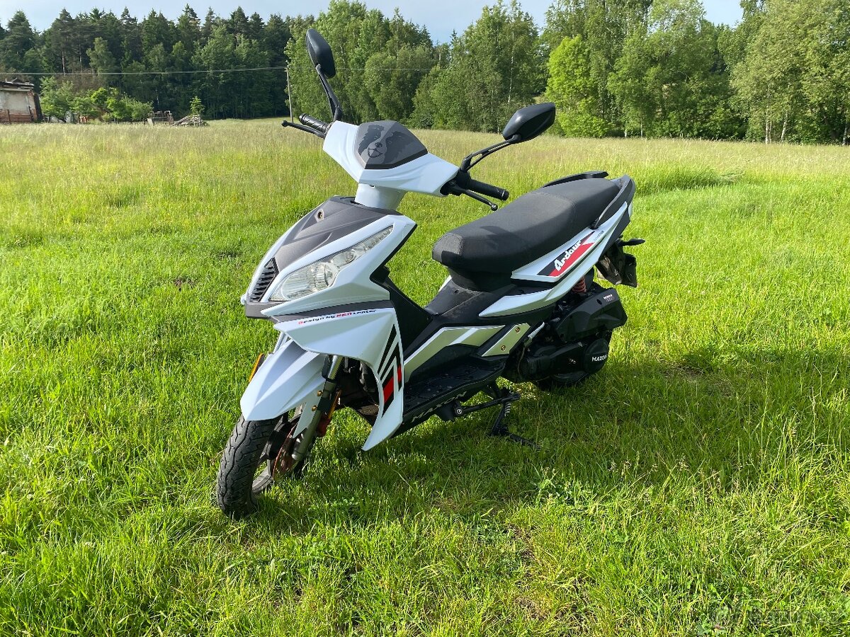 Skútr Maxon Ardour JJ125T-23