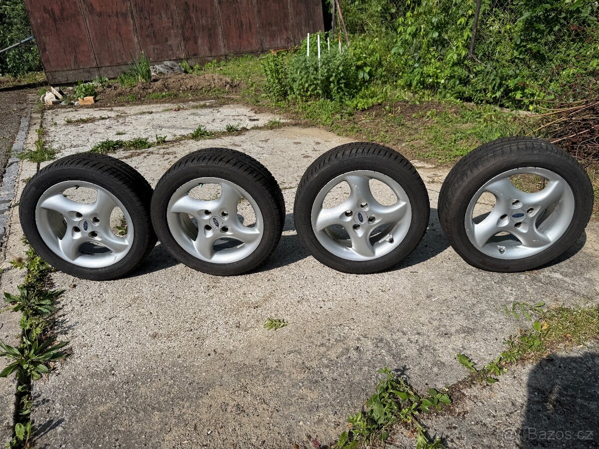Alu kola Originál Ford + Pneu
