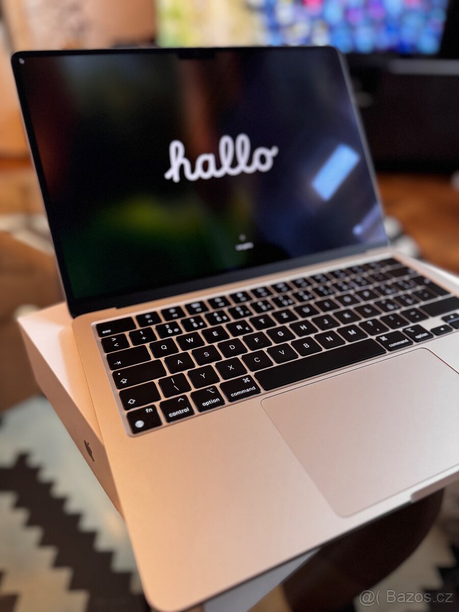 Apple Macbook Air M2 (2022), 8GB RAM, 256 GB, ZÁRUKA