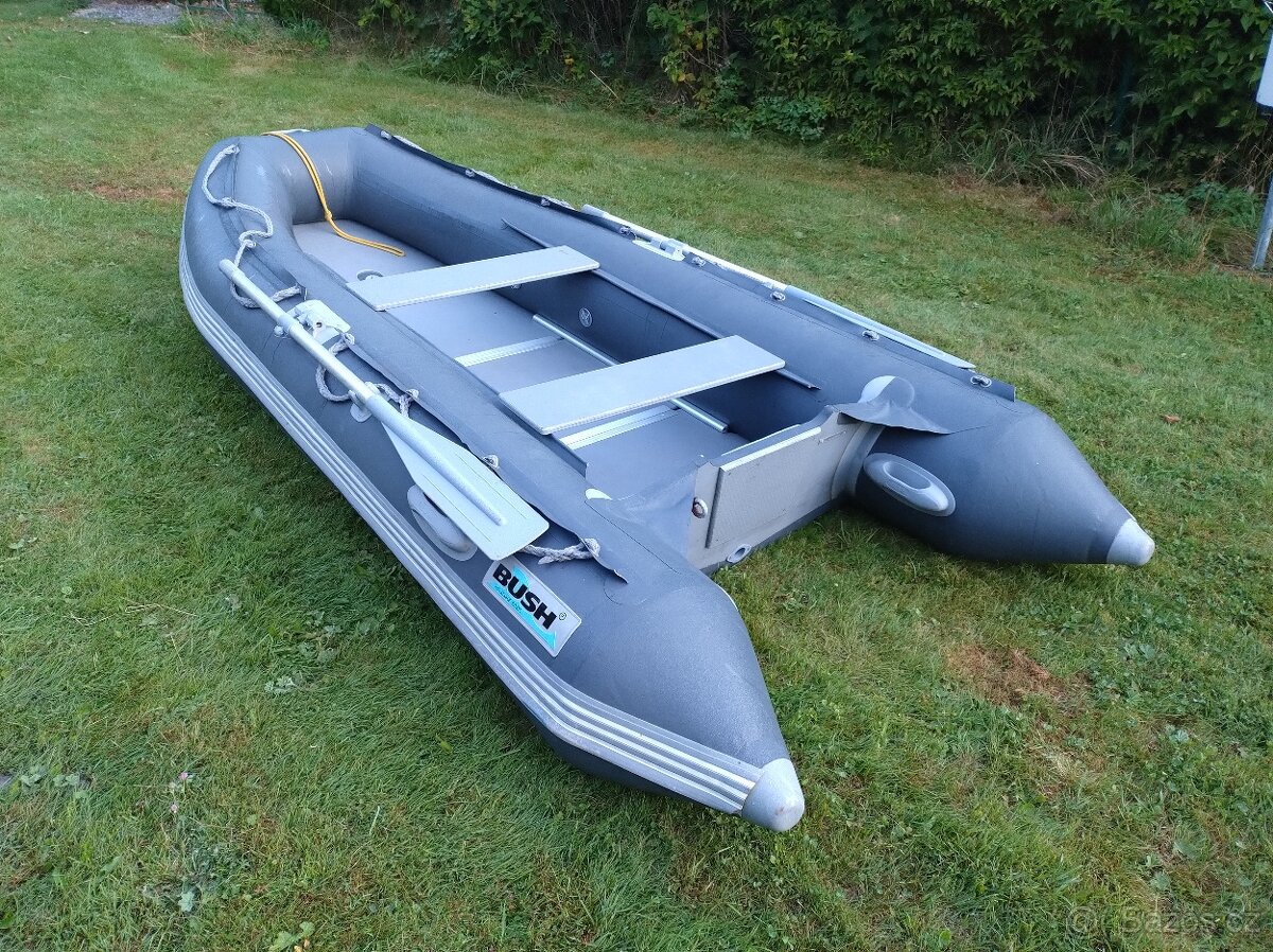Gumový člun Bush K330