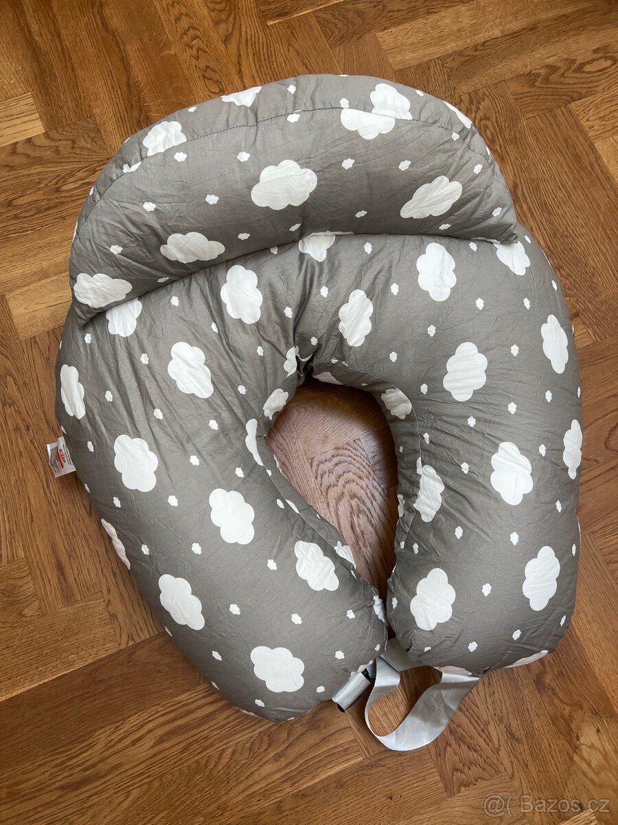 Kojicí polštář nový