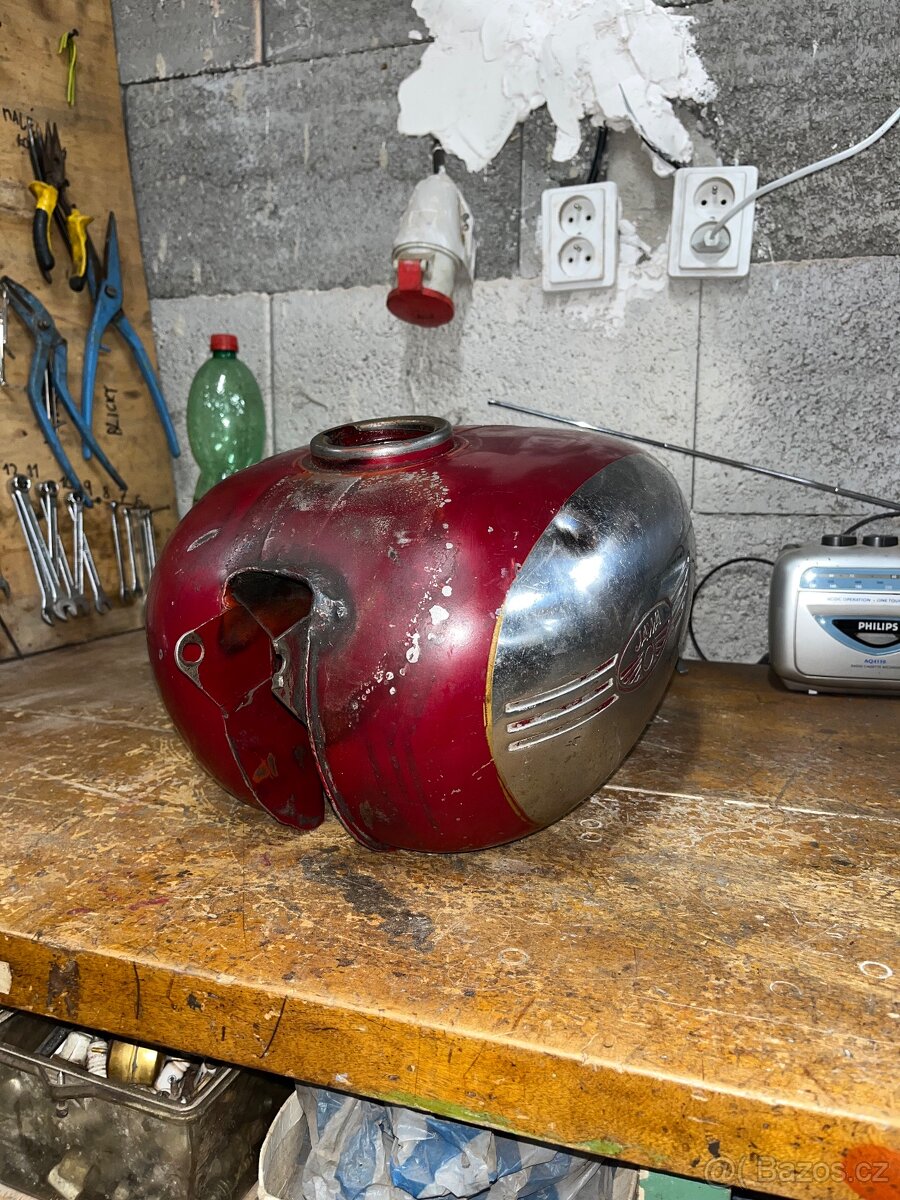 Predam nadrž na Jawa č.1