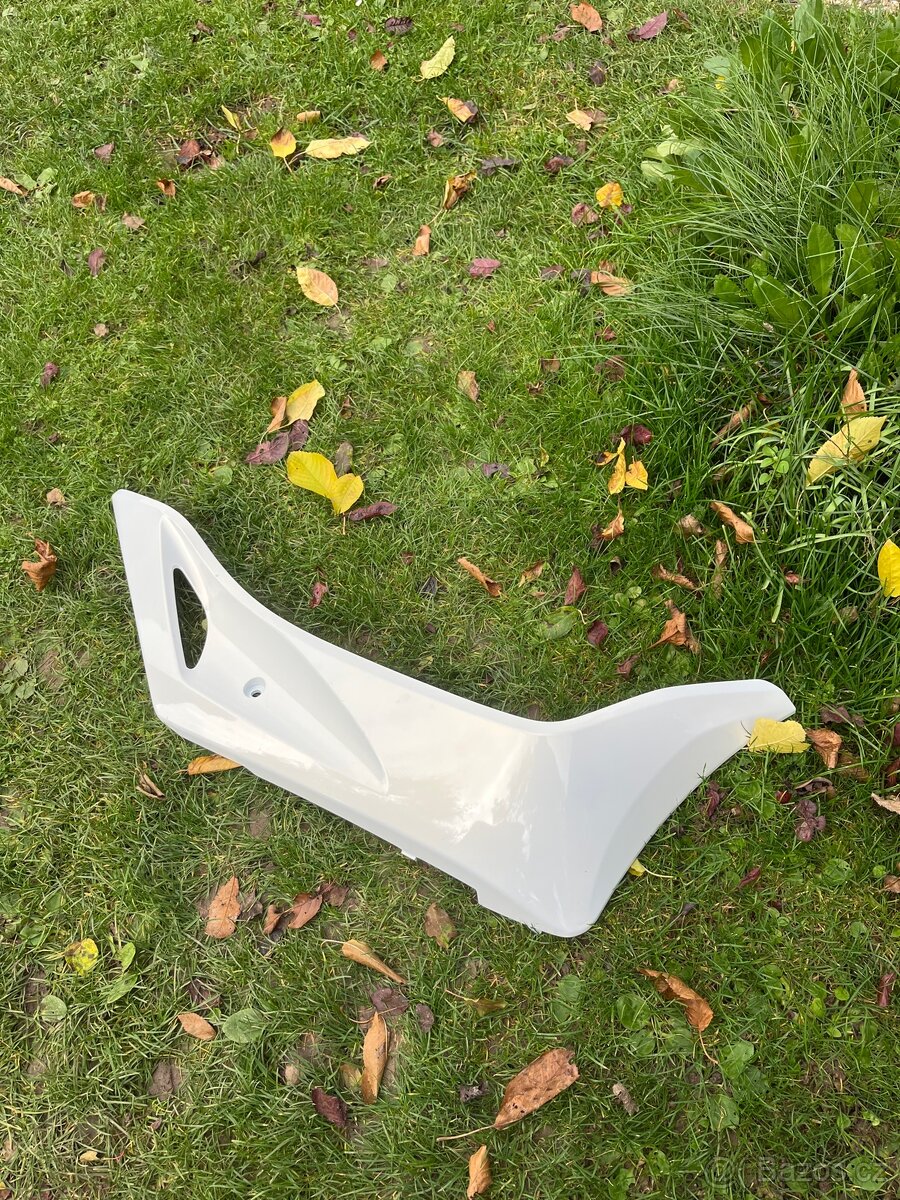 Pravý spodní plast Honda PCX 2014-2017