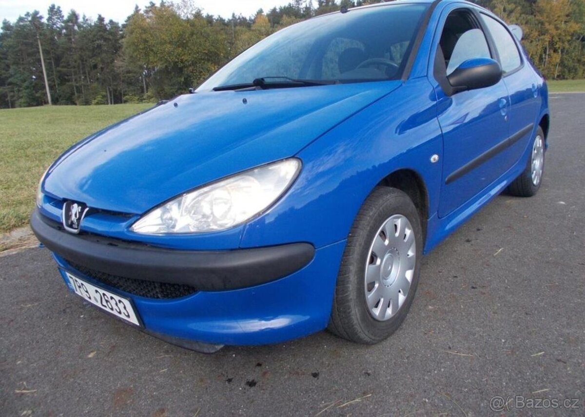 Peugeot 206 1,4 65 KW pravidelný servis benzín manuál 65 kw