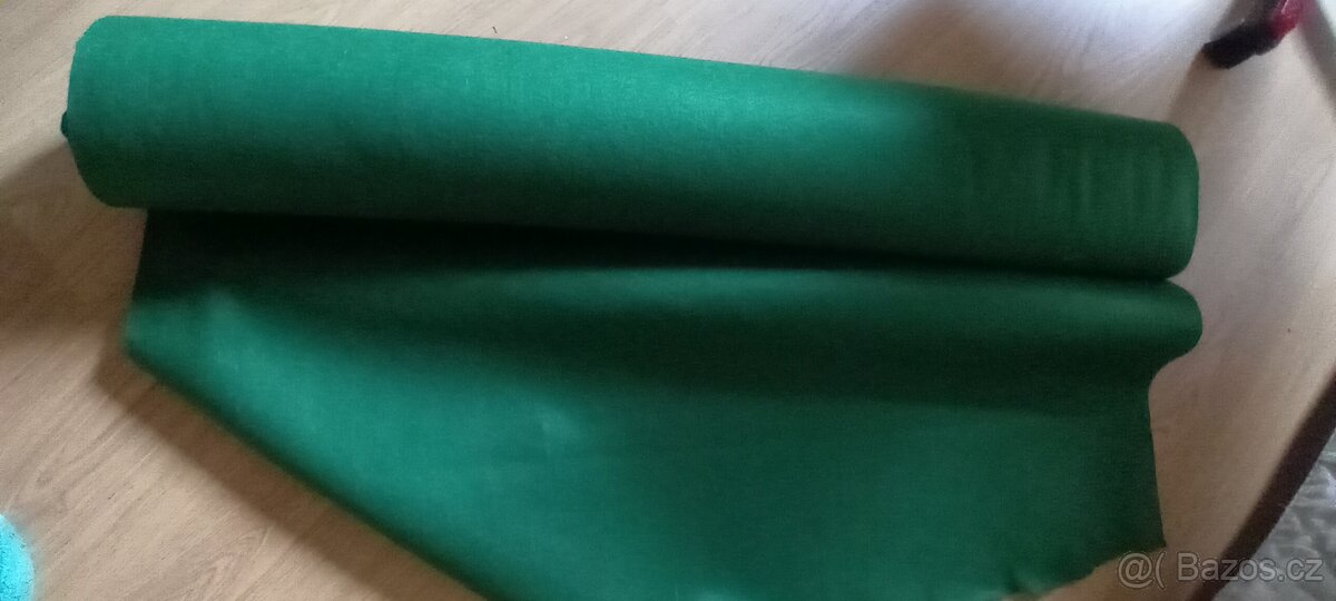 Přebytky, korálky, metráž, dráty, komponenty