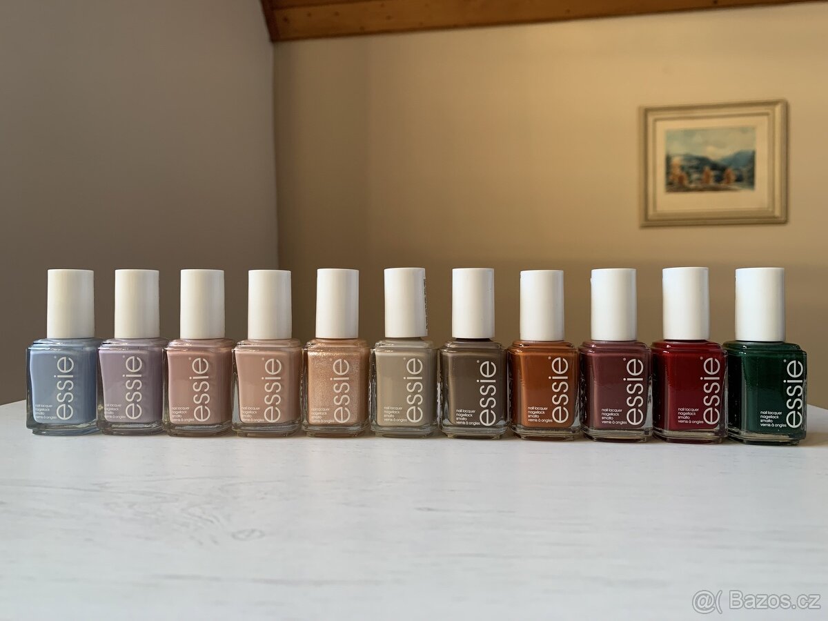 Laky na nehty Essie