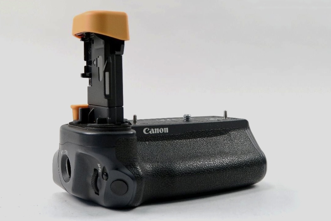 Canon BG-R10 Battery Grip + Canon USB PD-E1