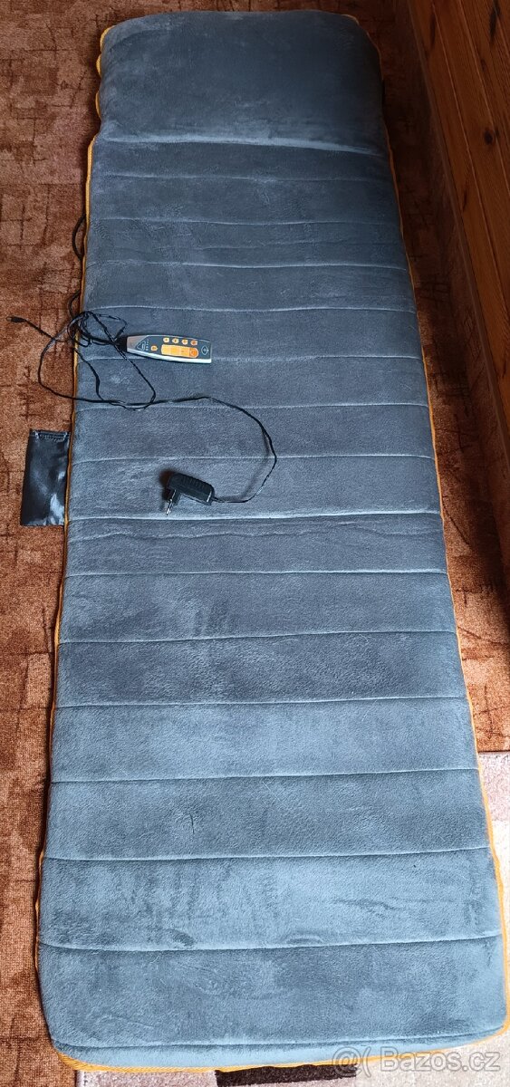 Elektricky vyhřívaná masážní podložka