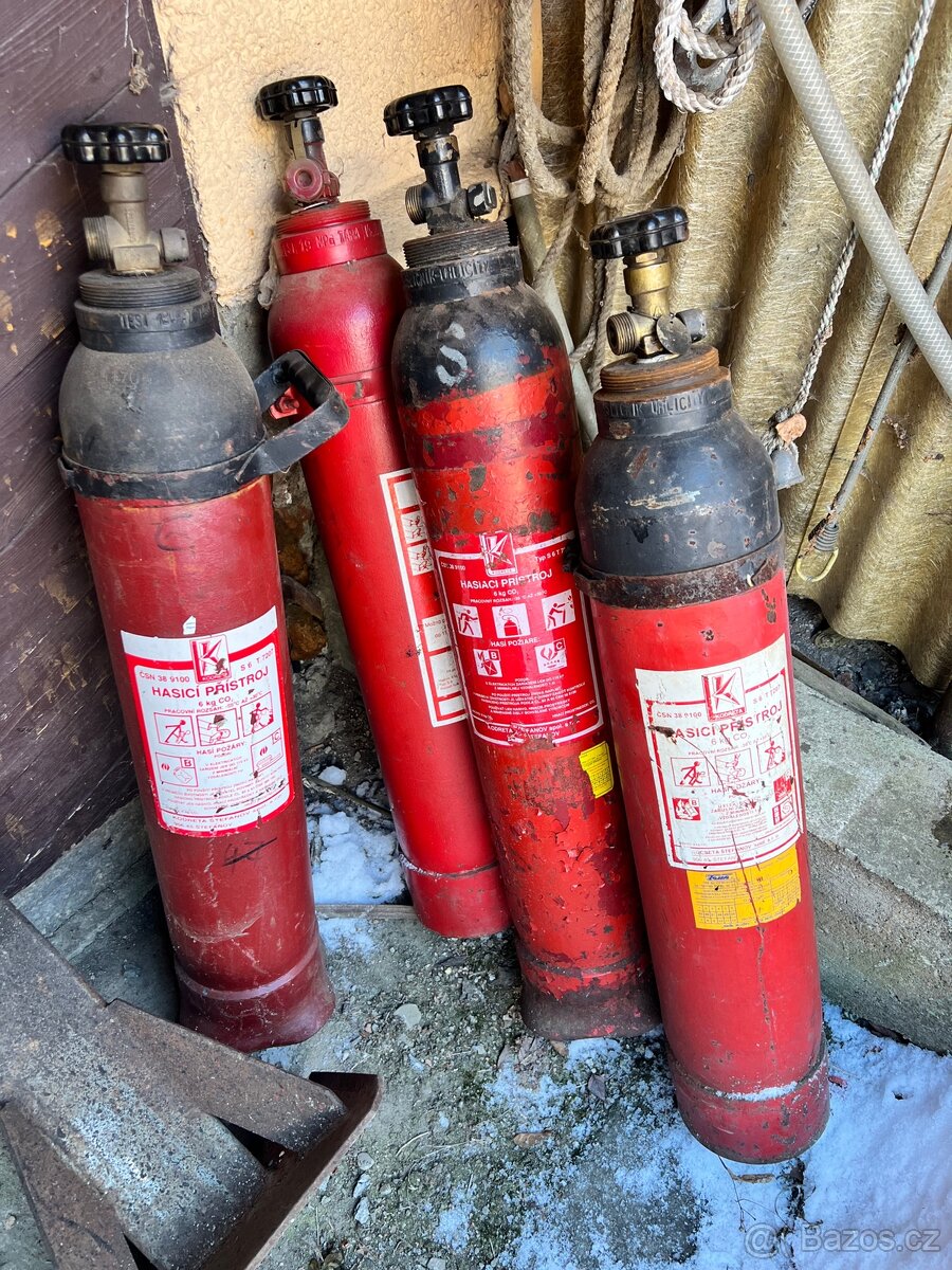 Hasici přístroj co2