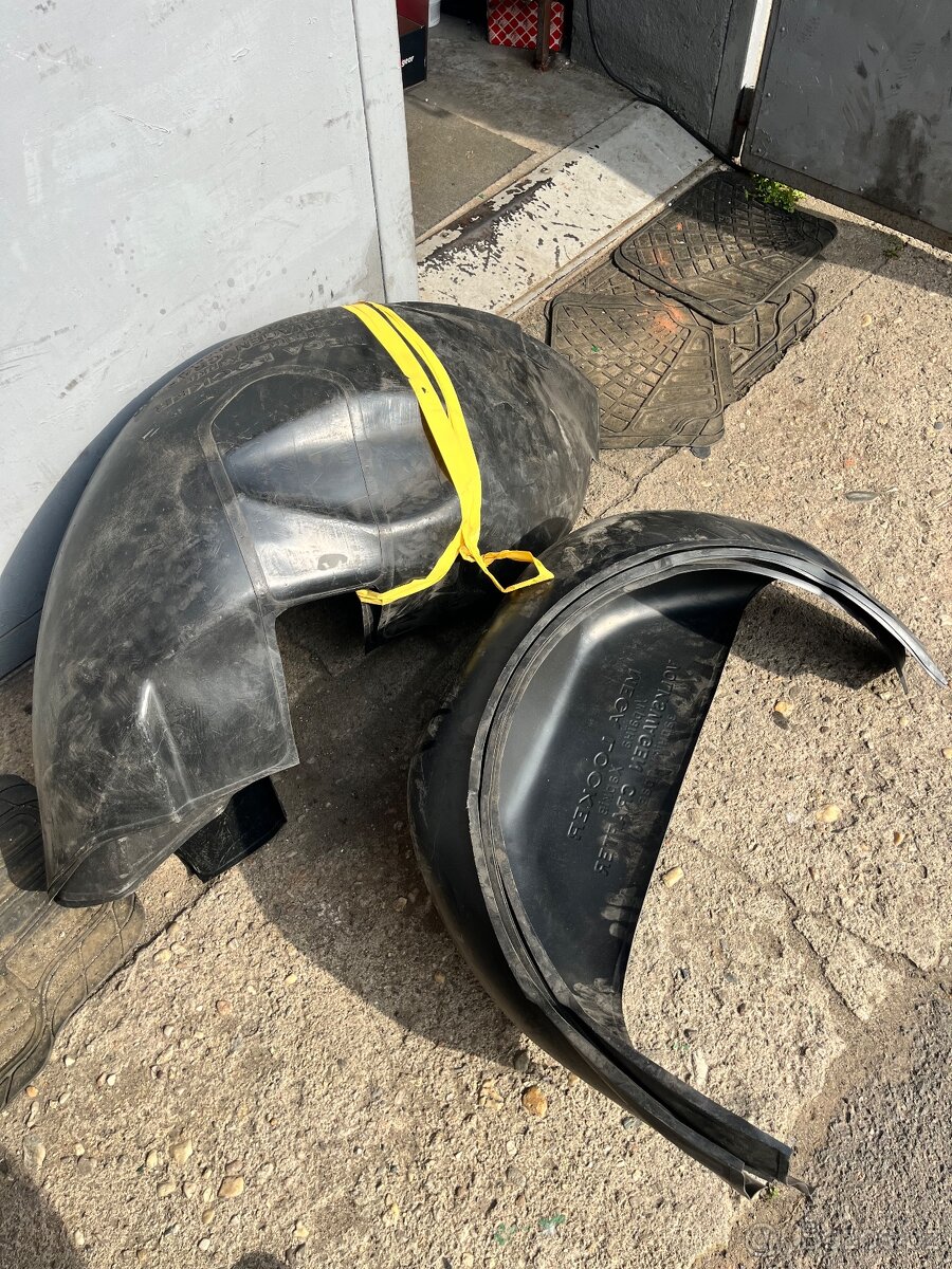 Podběhy Mercedes Sprinter