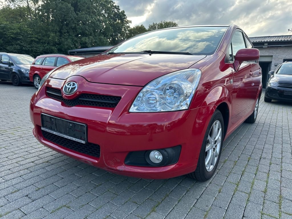 Toyota Corolla Verso 1.8i Team benzín 95kw