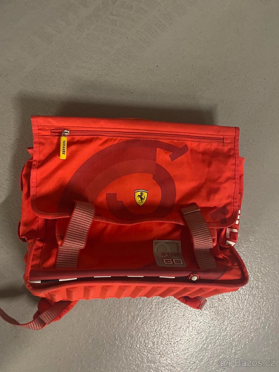 Ferrari školní batoh