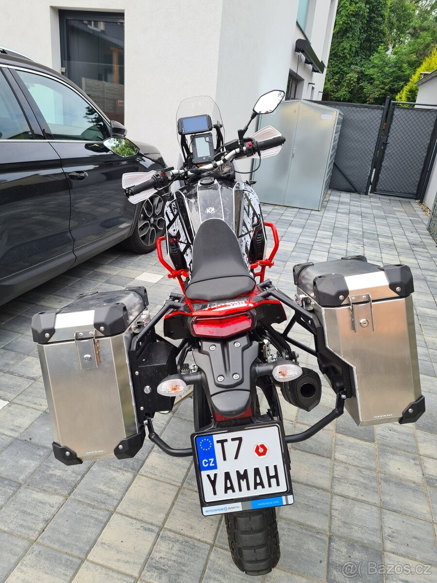 Motogaráž s pojezdem
