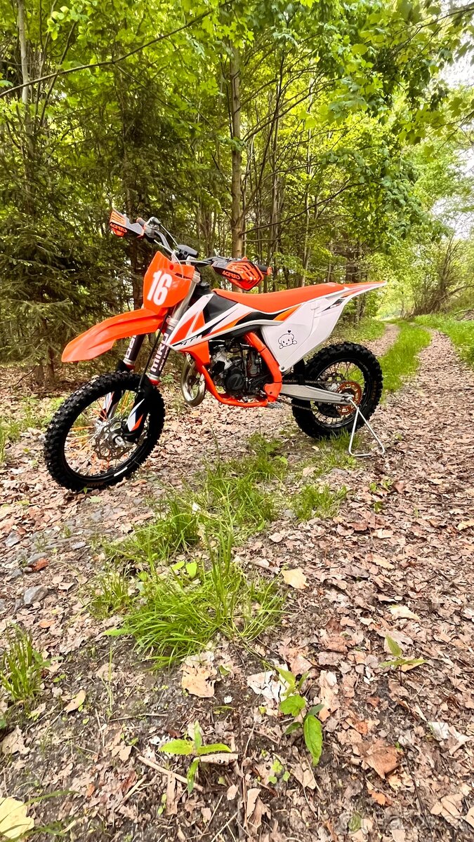 Pronájem motocyklu KTM SX 85 + přívěsného vozíku