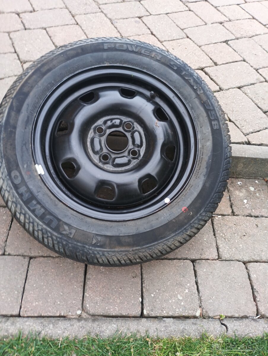 Prodám rezervní pneu