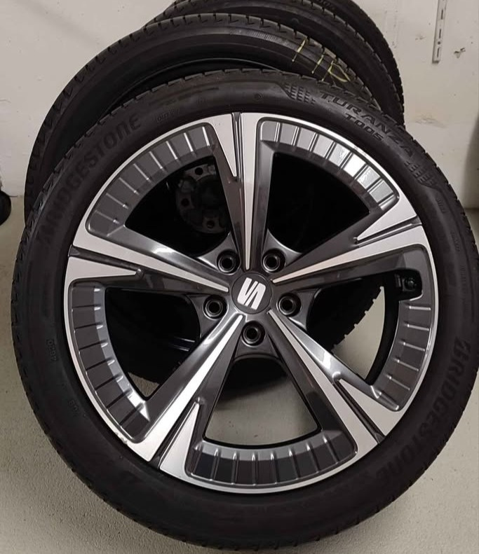 R19 5x112 pneu 245/40 94W - TOP STAV - org. prvovýroba