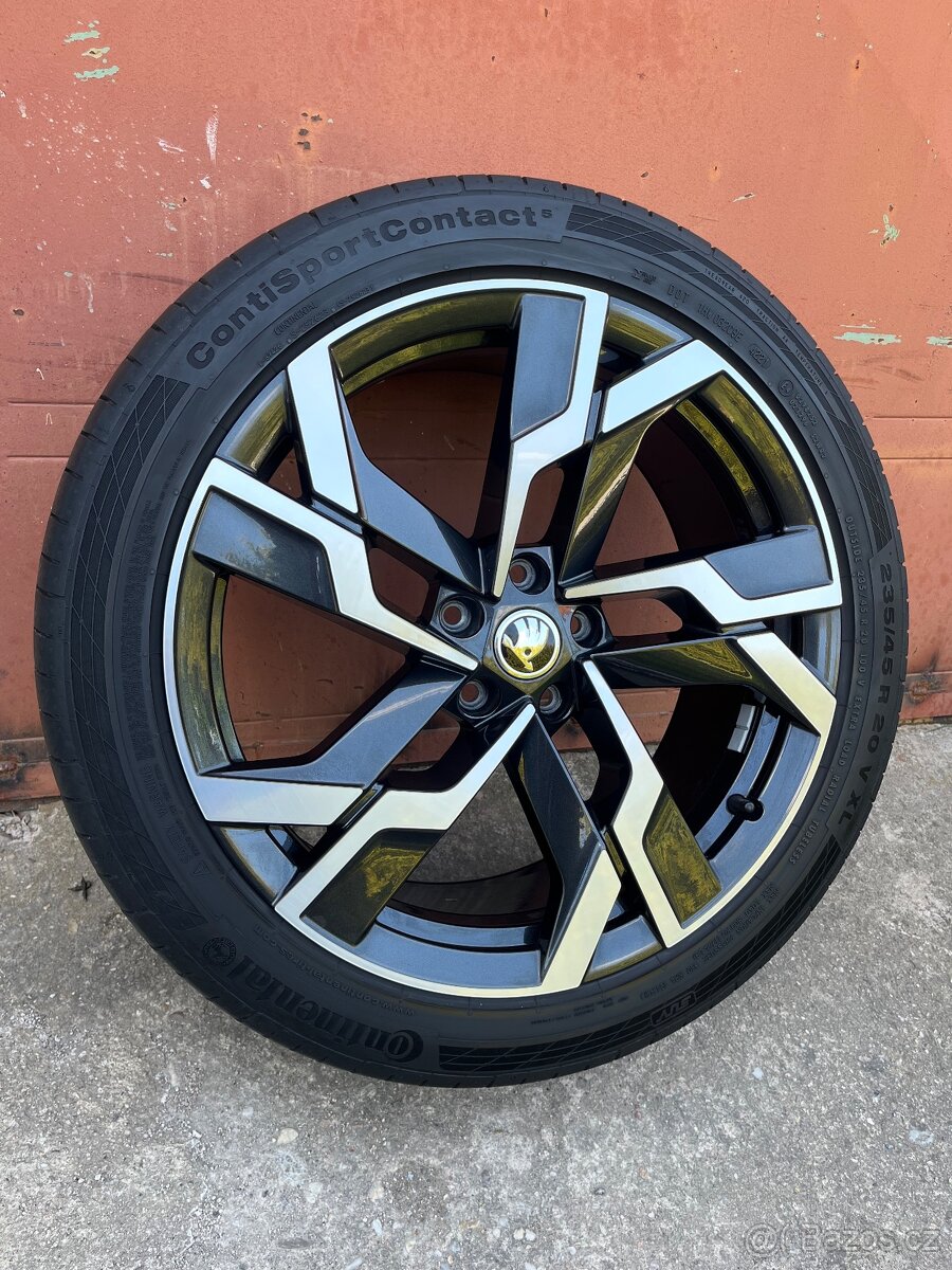 Kodiaq R20 Zánovní letní sada v Top