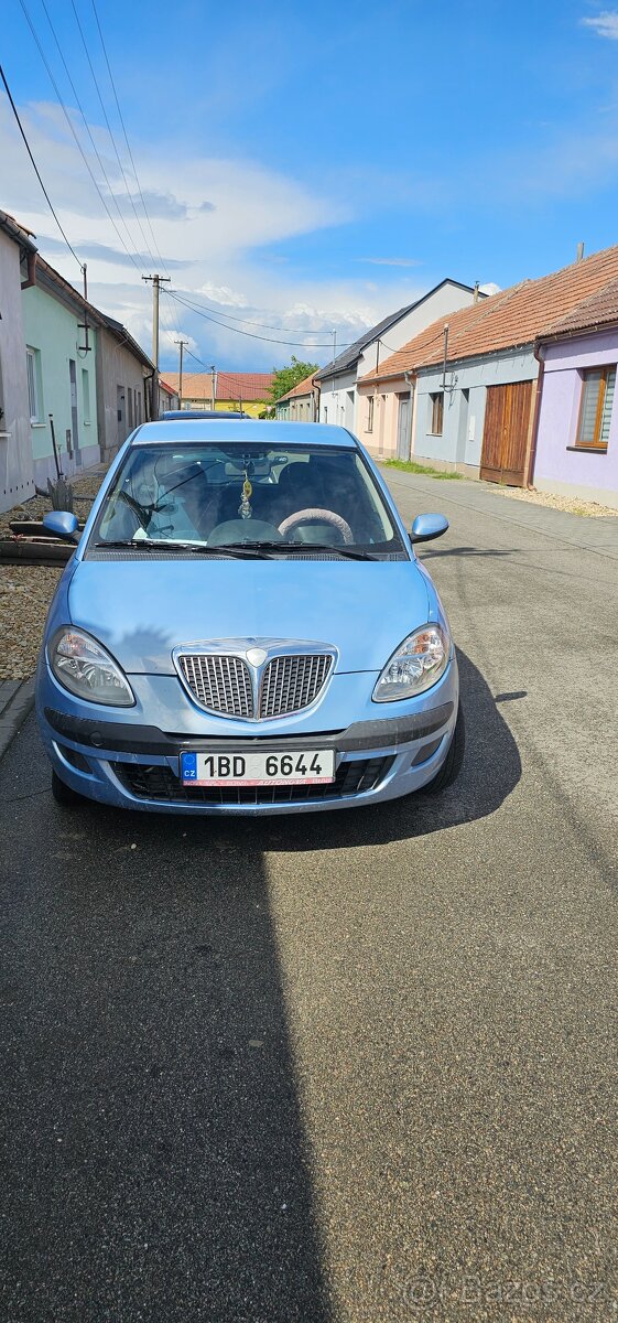 Lancia Ypsilon 1,2i