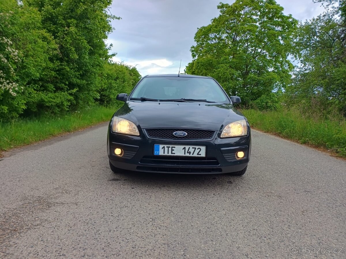 Ford Focus 1.6 74kw SUPER VÝBAVA