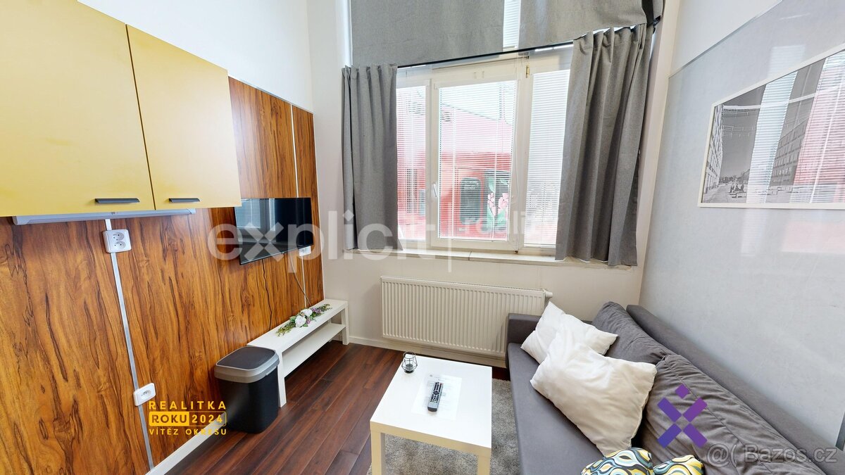 Pronájem ateliéru 1+kk, 32 m2 - Zlín (Loft), ev.č. 02267
