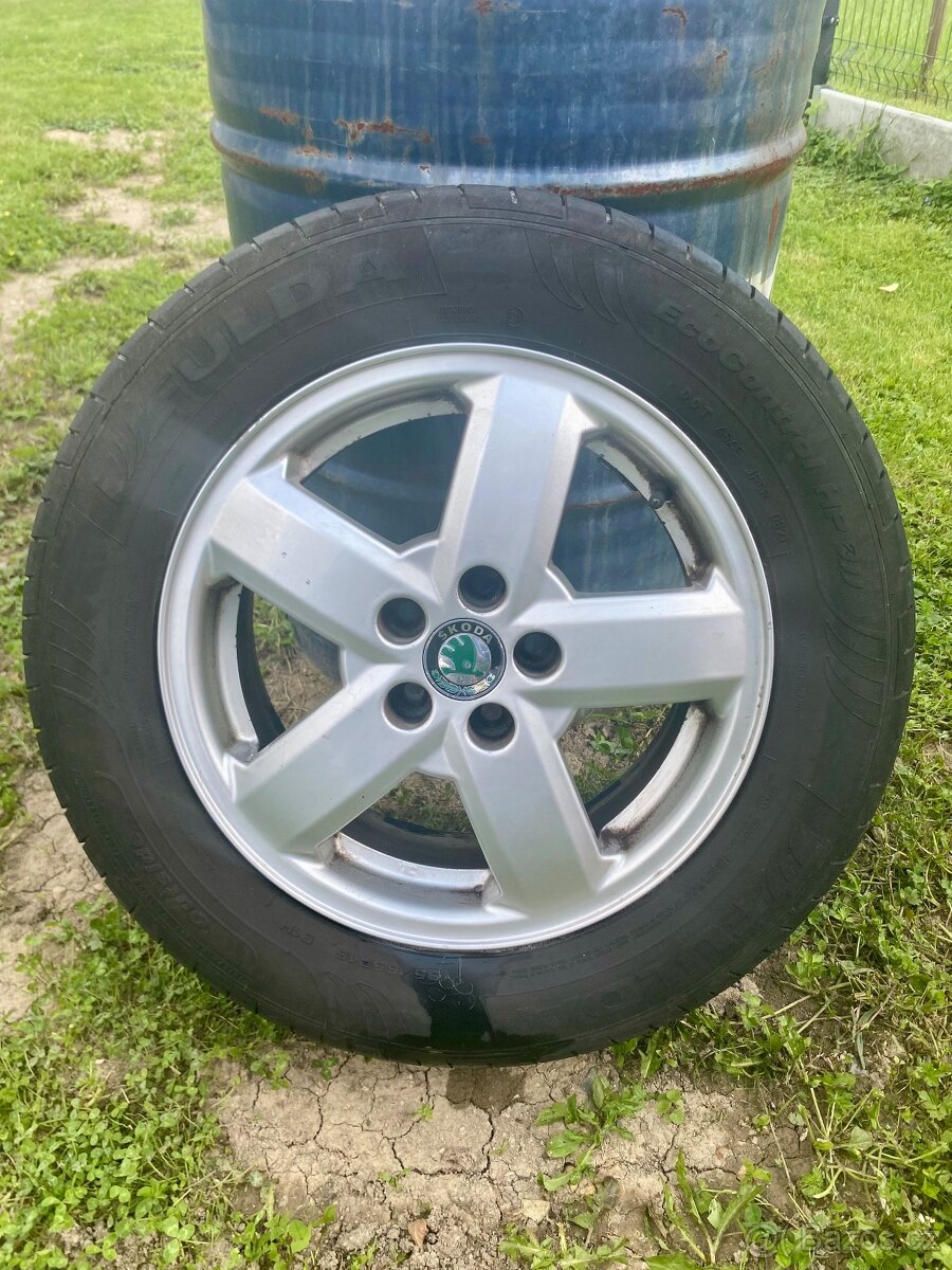 Lítá letní kola Škoda 195/65 R15 91H