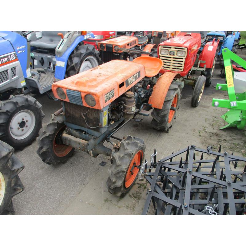 Malotraktor Kubota B6000 4WD